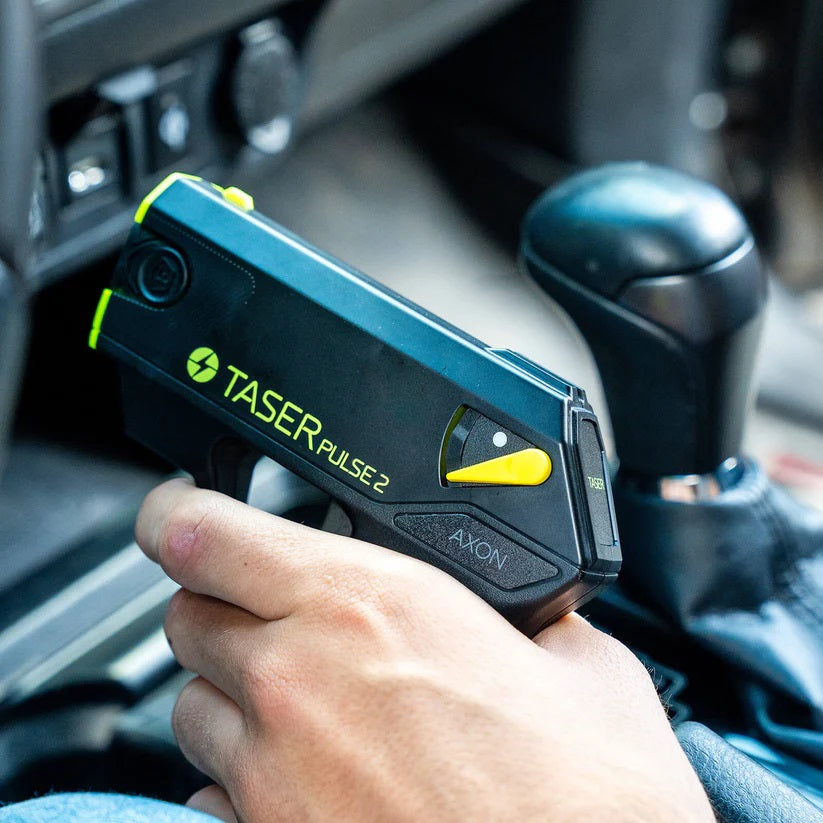 TASER Pulse 2 Less Lethal Compact Reloadable Shooting Stun Gun