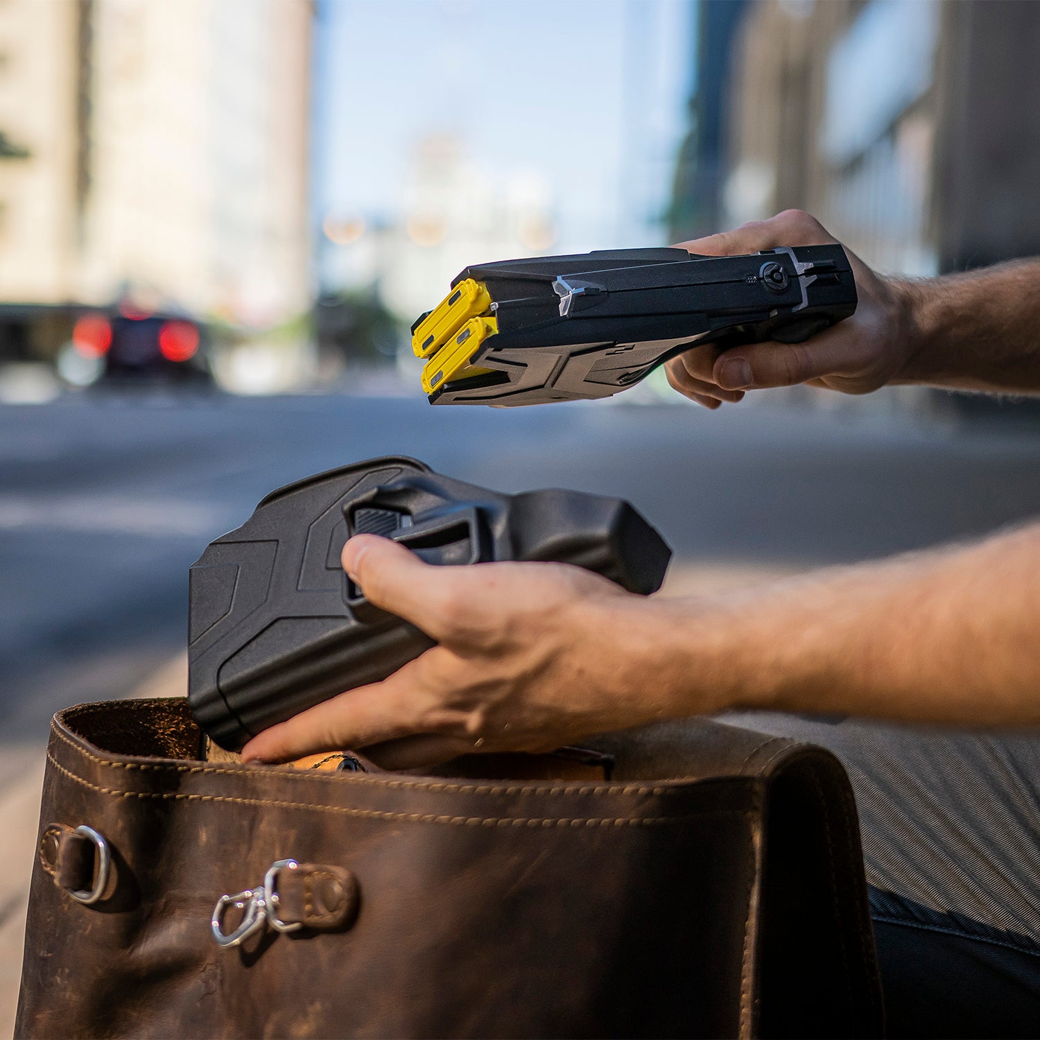 TASER X2 Professional Series Bundle Pack